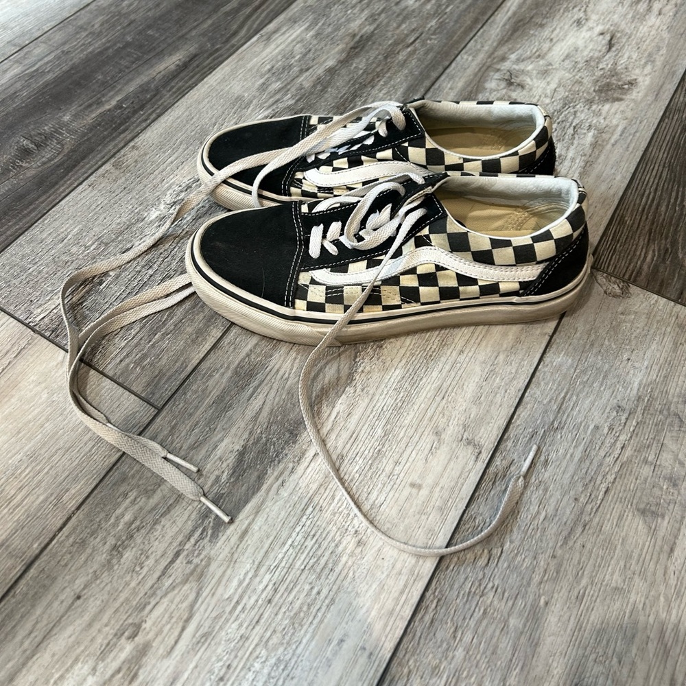 Checkered Vans - Picture 2 of 4